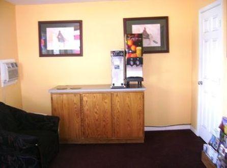 Executive Inn & Suites Lakeview Interior photo